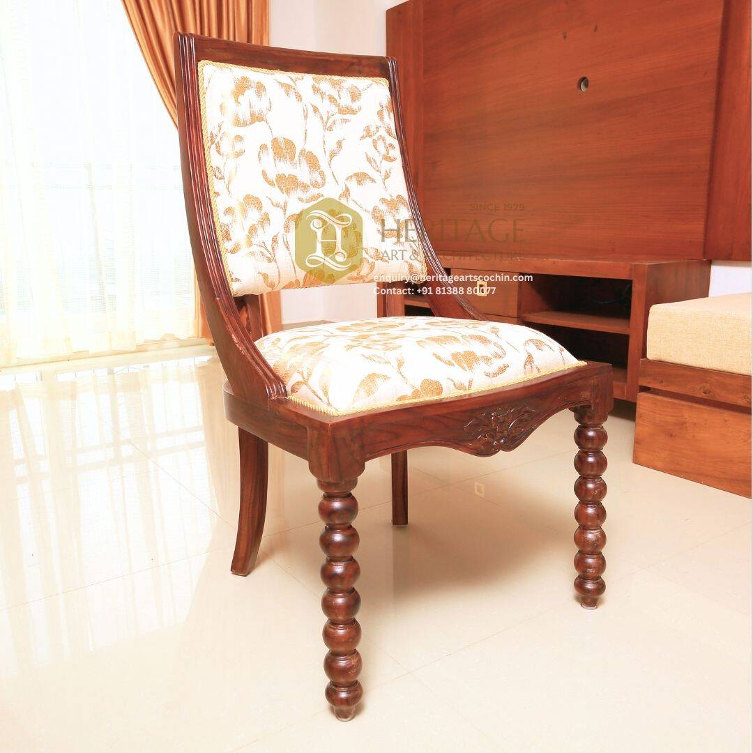 Octa d’Or Dining Set - Image 4